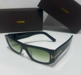 Picture of Tom Ford Sunglasses _SKUfw52149833fw